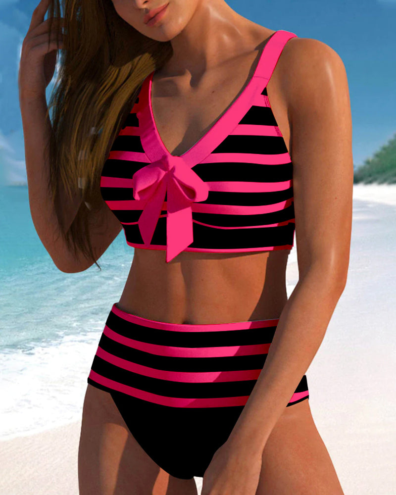 Bloom | Hochgeschnittener gestreifter Bikini