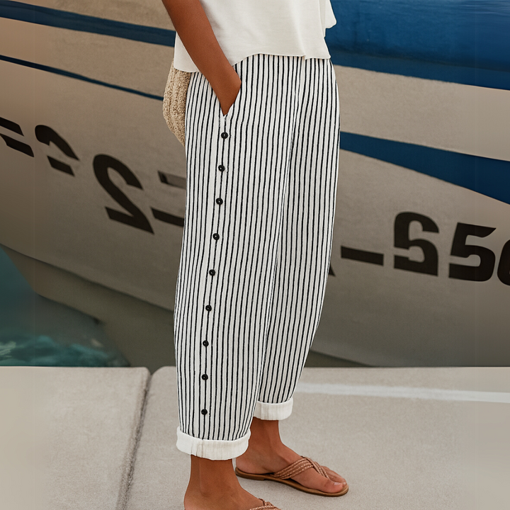 Caitlin | Stylische gestreifte Knopfhosen