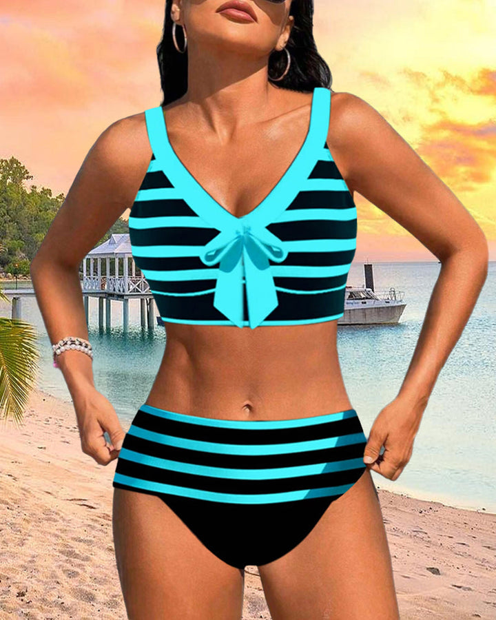 Bloom | Hochgeschnittener gestreifter Bikini