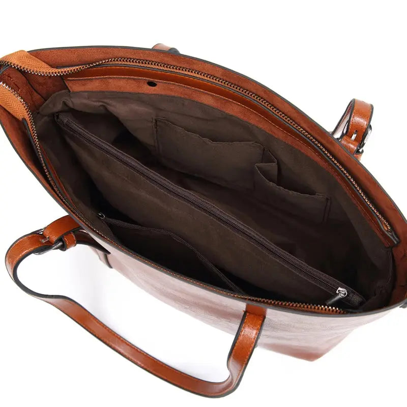 Anna's Luxe Classic | Schultertasche aus Kunstleder