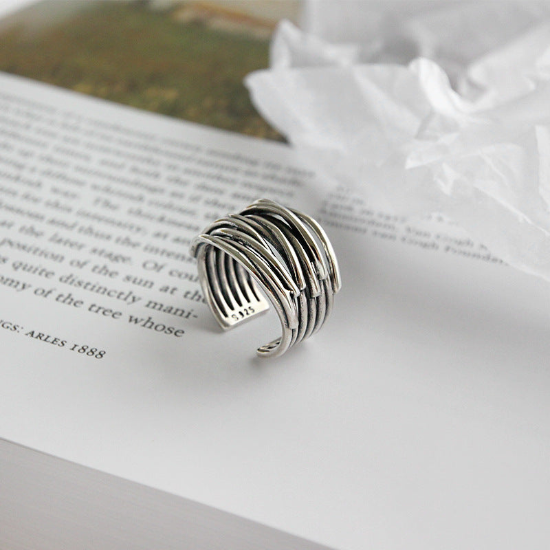 Verstellbarer Ring aus 925er Sterlingsilber in Schichten