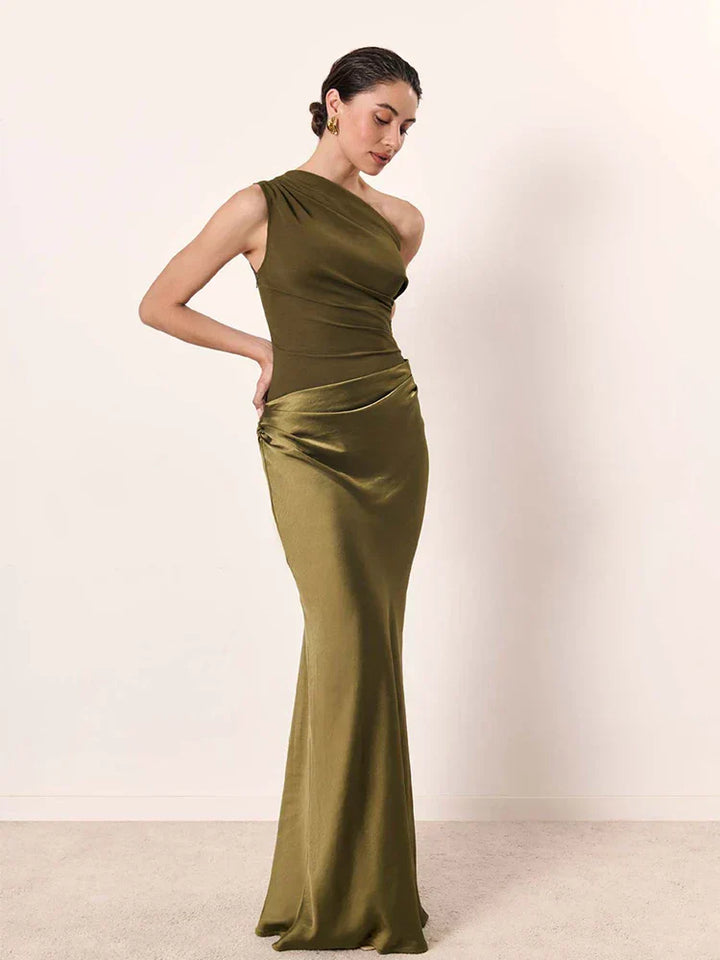 Sophia | Satin-Maxikleid mit einem Hauch von Eleganz