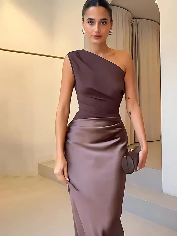 Sophia | Satin-Maxikleid mit einem Hauch von Eleganz