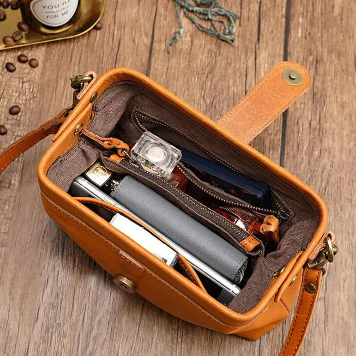 Velissas zeitloser Charme | Einzigartige Damenhandtasche