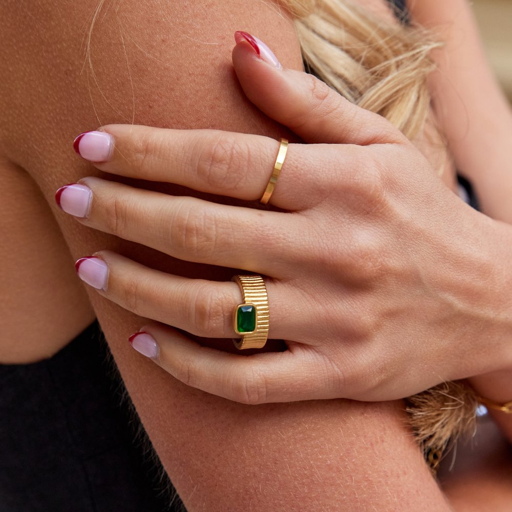 Giana-Ring aus Gold und Smaragd