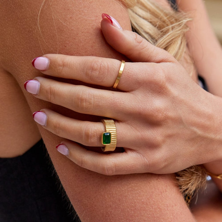 Giana-Ring aus Gold und Smaragd