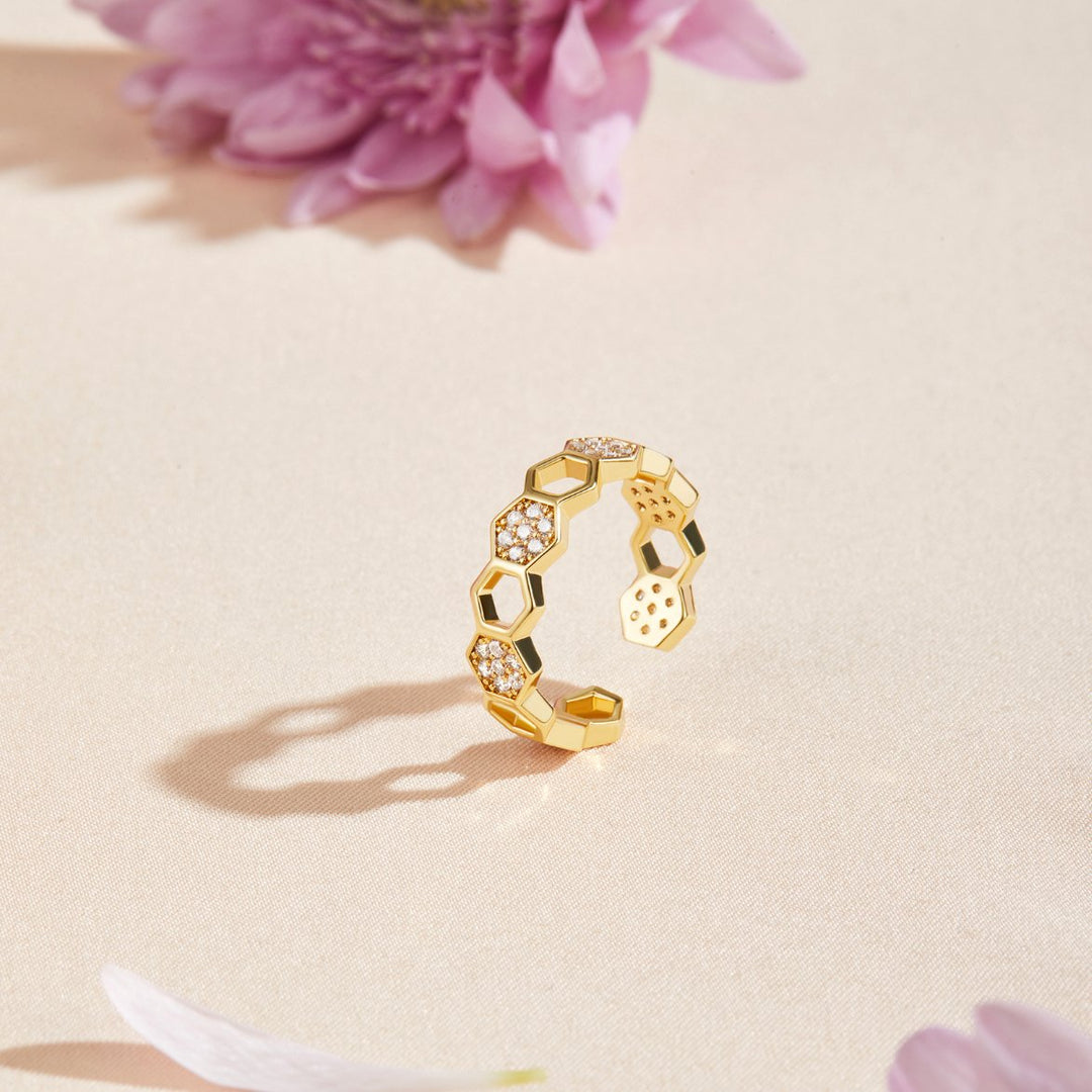 Gold- und Kristall-Wabenring