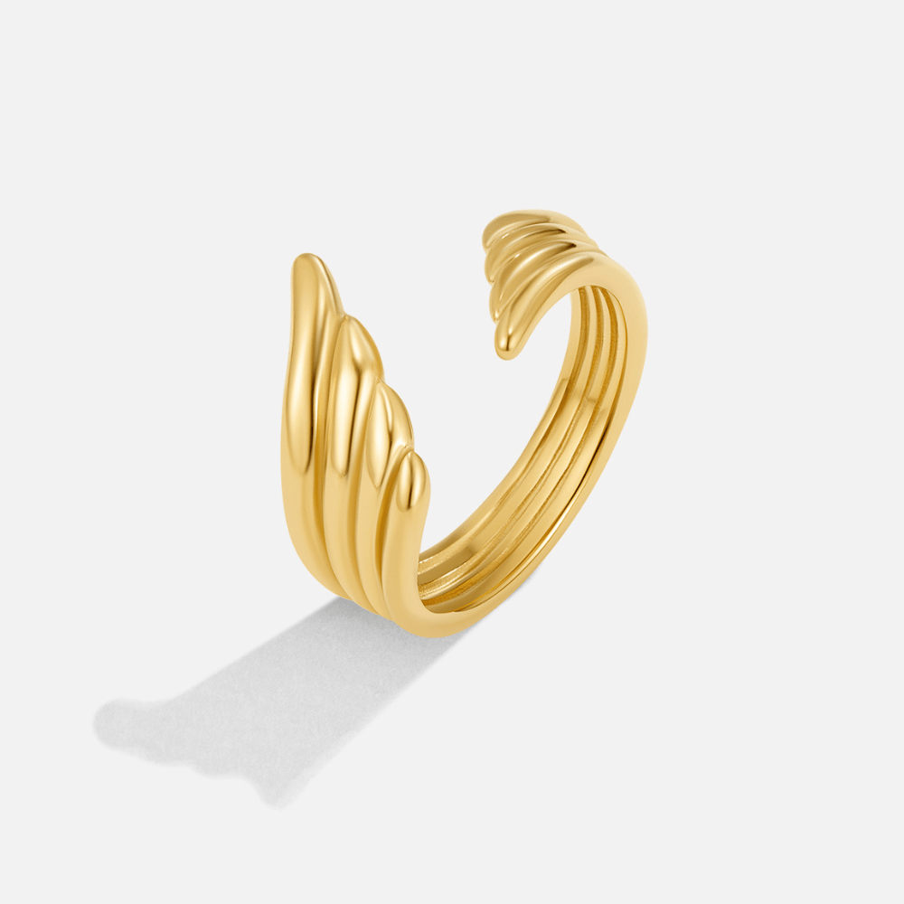 Goldener Engel-Flügelring