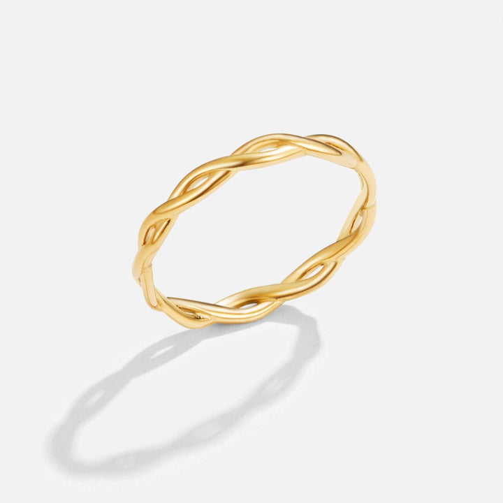 Dreifach gedrehter Goldring