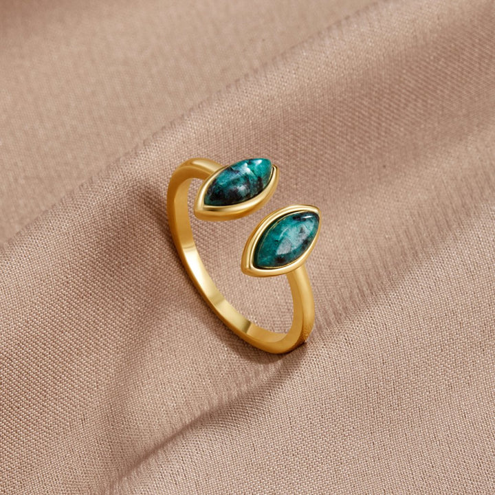 Umhüllender Ring aus grünem Jade