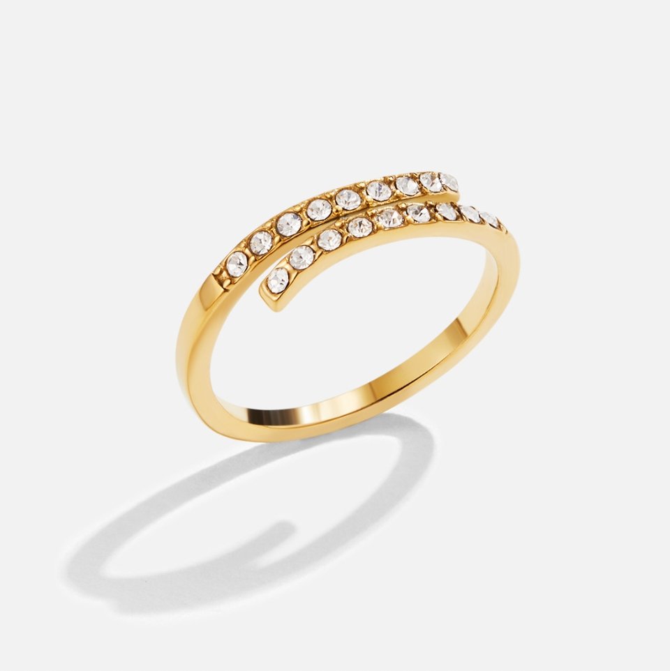 Umarmungsring aus Gold und Kristall