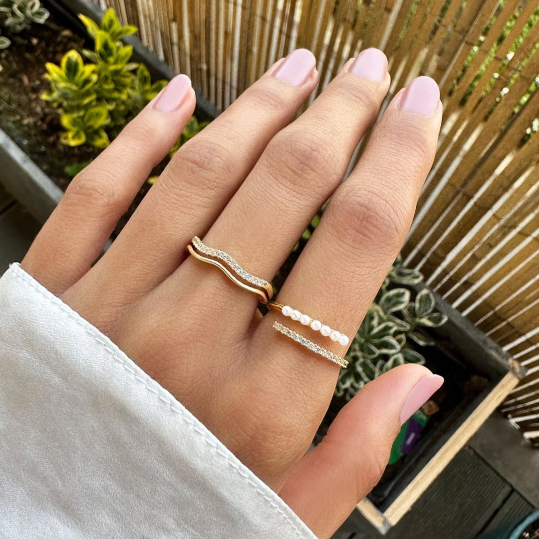 Juni-Ring aus Gold und Kristall