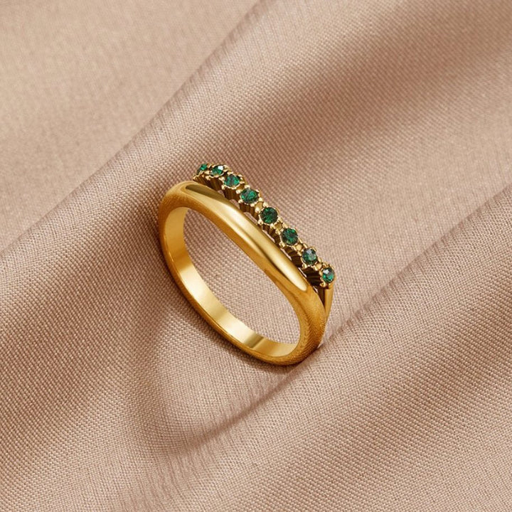 Marissa Smaragdgrüner Geschichteter Ring (überlagerter Ring in smaragdgrün)